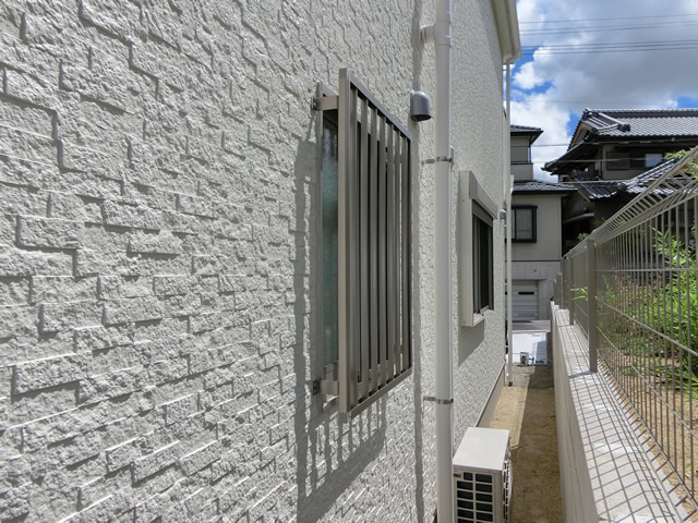 窓の防犯対策　アルミ面格子取付工事　施工事例　名古屋市緑区